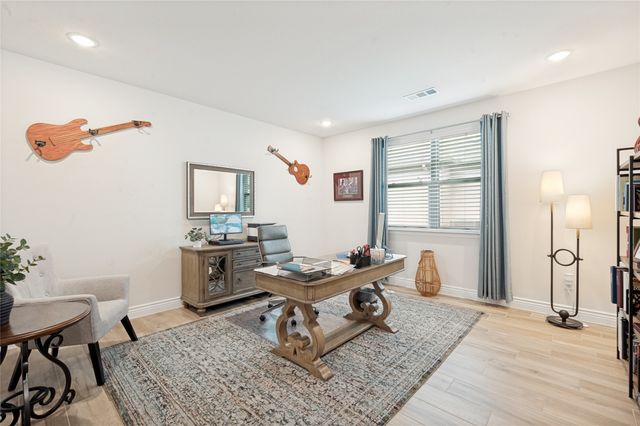 12620 Lockhart Drive, Denton, TX 76207