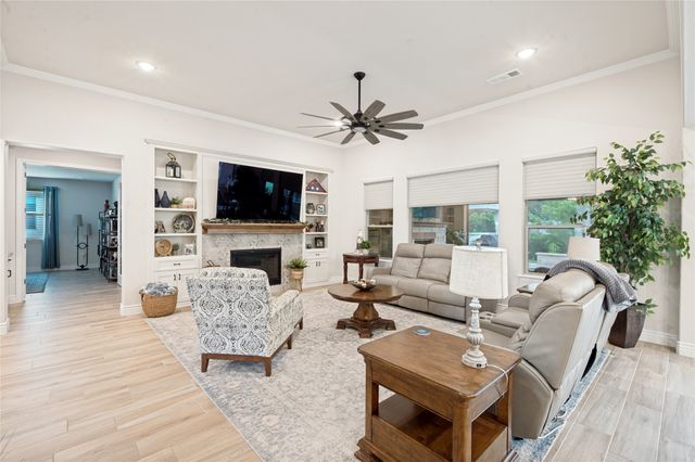 12620 Lockhart Drive, Denton, TX 76207