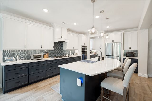 12620 Lockhart Drive, Denton, TX 76207