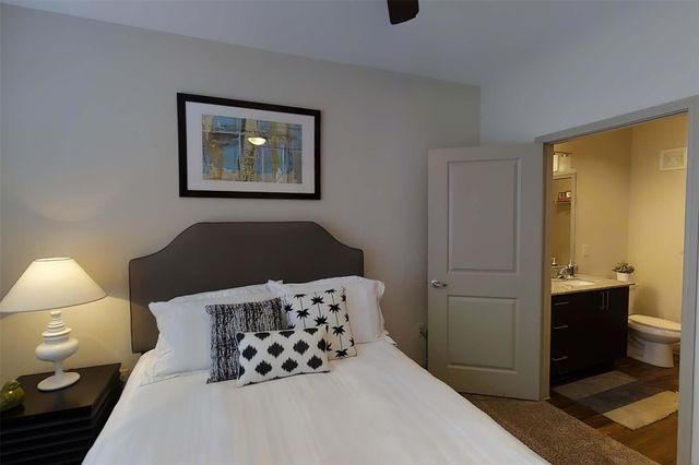 4604 Cypresswood Drive 1109, Spring, TX 77379