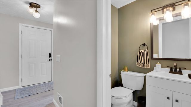 63 Kimbrook Drive, Greece, NY 14612