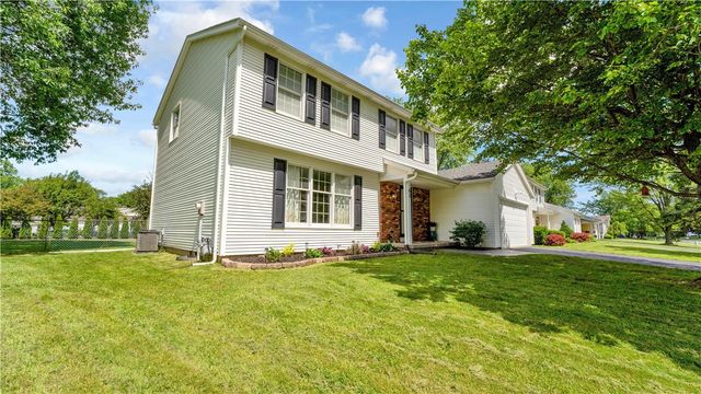 63 Kimbrook Drive, Greece, NY 14612
