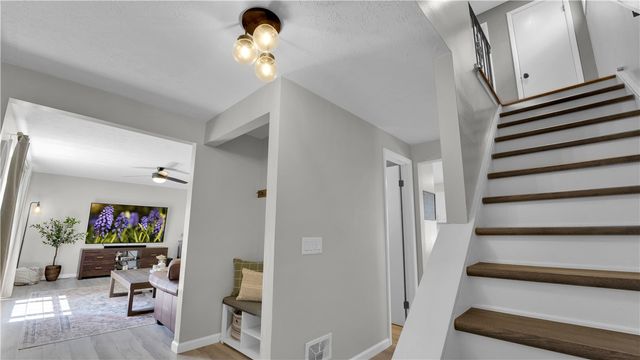 63 Kimbrook Drive, Greece, NY 14612