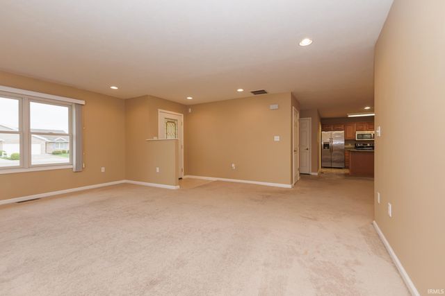101 E Charter Drive, Muncie, IN 47303