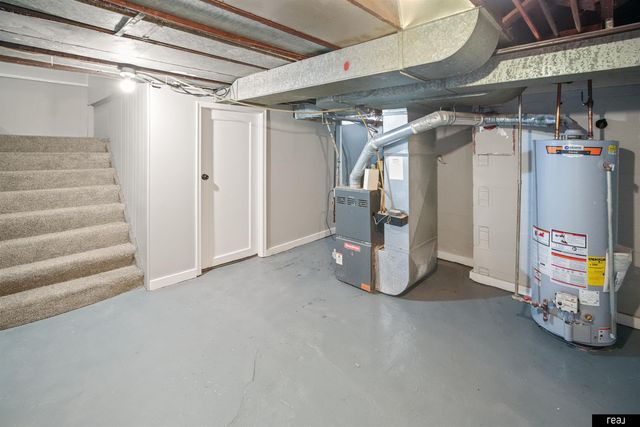 2881 Mary Street, Omaha, NE 68112