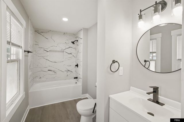 2881 Mary Street, Omaha, NE 68112