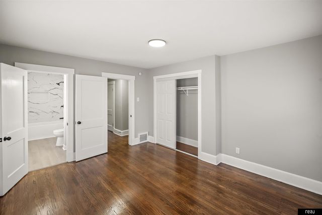 2881 Mary Street, Omaha, NE 68112