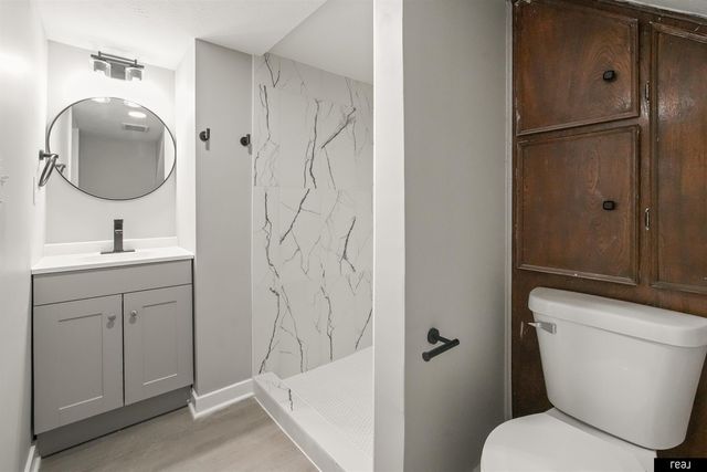 2881 Mary Street, Omaha, NE 68112