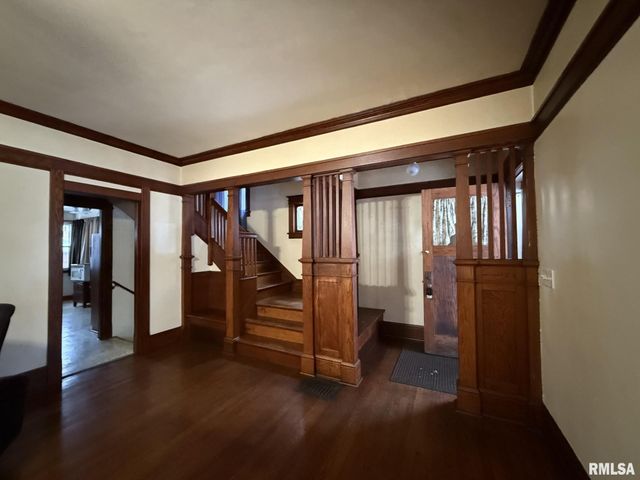 682 WILLARD Street, Galesburg, IL 61401