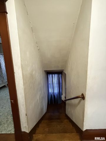 682 WILLARD Street, Galesburg, IL 61401