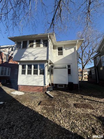 682 WILLARD Street, Galesburg, IL 61401