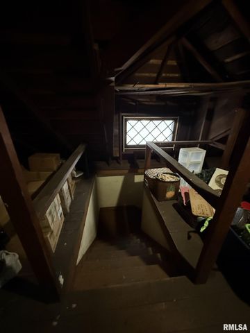 682 WILLARD Street, Galesburg, IL 61401