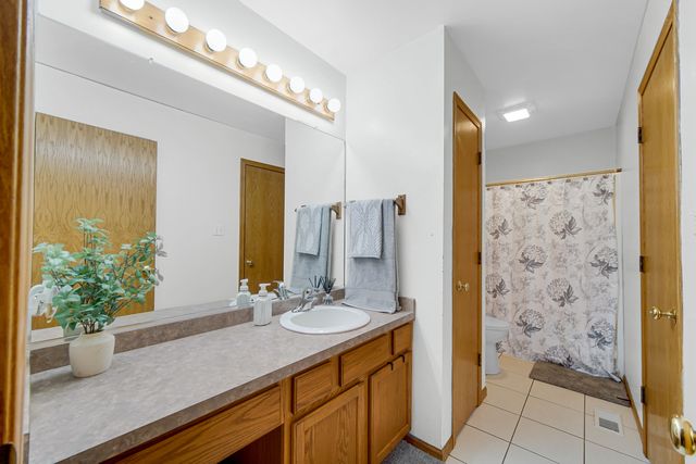 4406 W 127th Place, Alsip, IL 60803