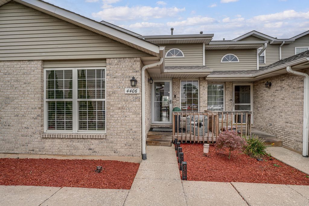 4406 W 127th Place, Alsip, IL 60803