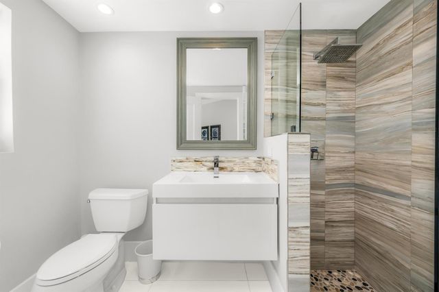 3521 Glenwood Court, Delray Beach, FL 33445