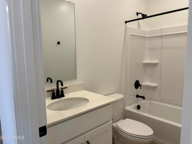 18252 W CREEDANCE Boulevard, Surprise, AZ 85387