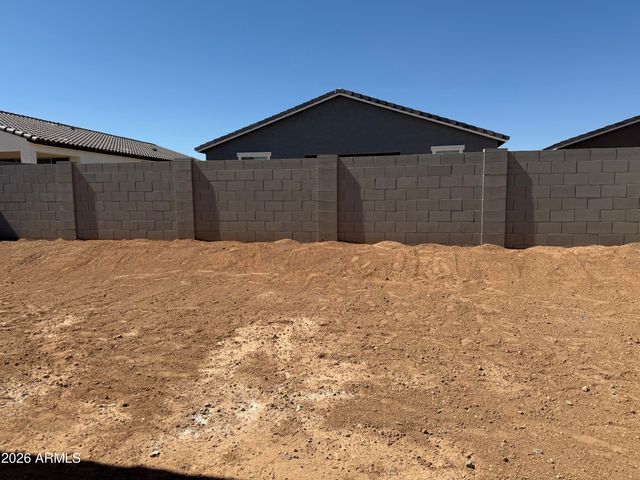 18252 W CREEDANCE Boulevard, Surprise, AZ 85387