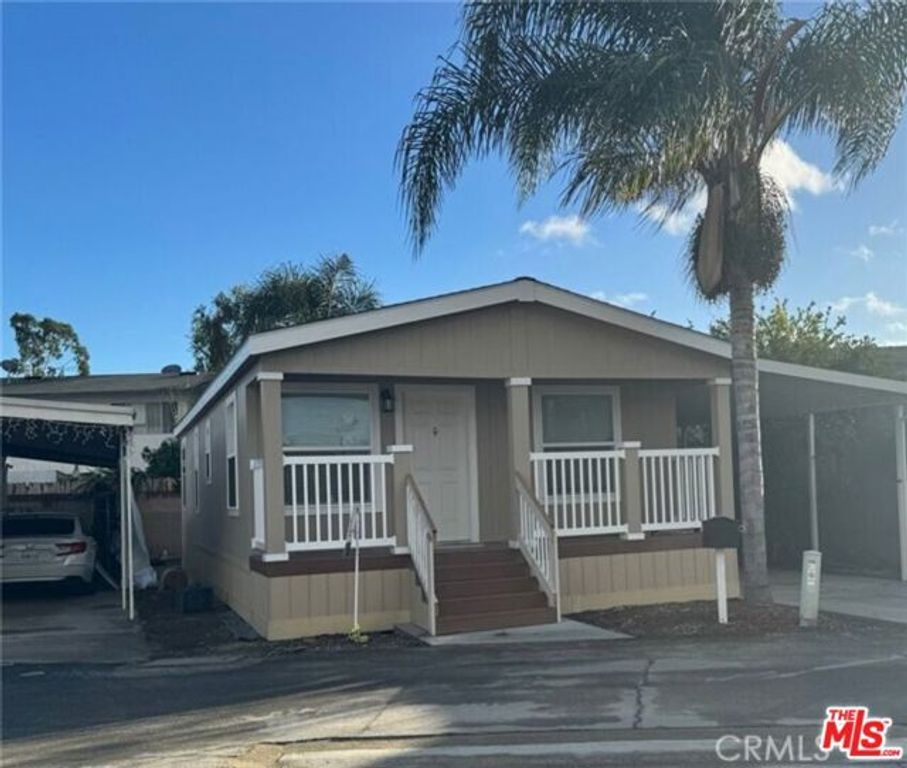 122 E Balboa Lane, Tustin, CA 92780
