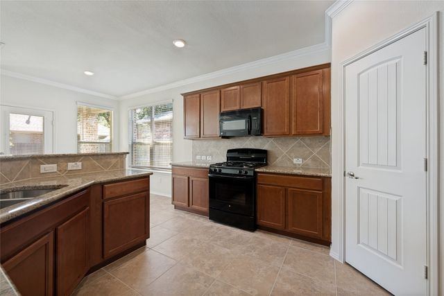 13216 Ragged Spur Court, Fort Worth, TX 76052