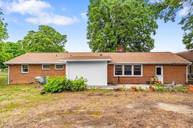 288 Frye Bridge Road, Clemmons, NC 27012