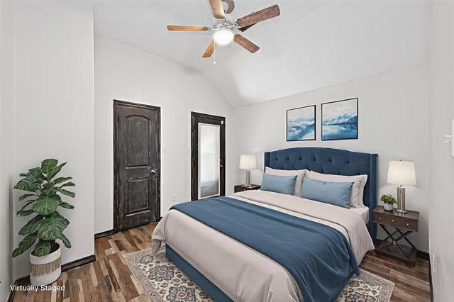 10542 Parkside Drive, Willis, TX 77318