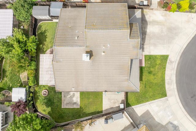 2505 Mission Ct, Escalon, CA 95320