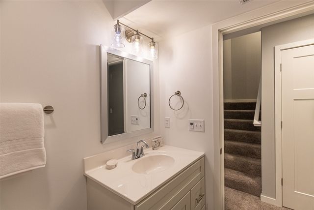 637 Catherine Drive, Tiffin, IA 52340