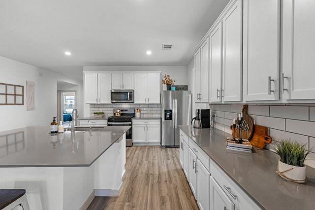 923 Kinder Sky Lane, Rosharon, TX 77583