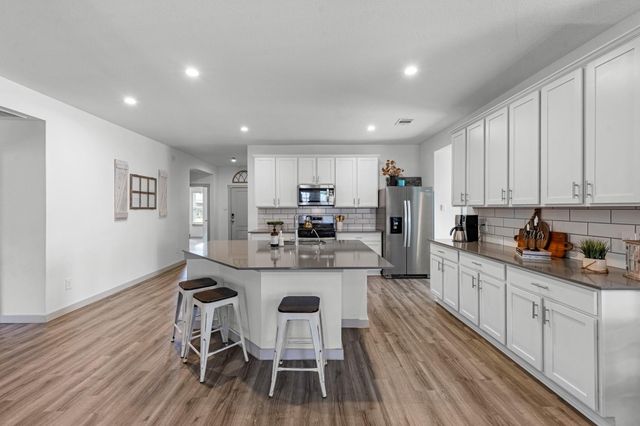 923 Kinder Sky Lane, Rosharon, TX 77583