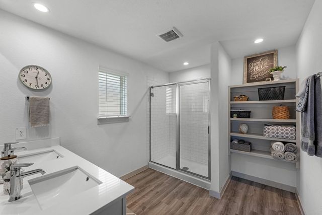 923 Kinder Sky Lane, Rosharon, TX 77583