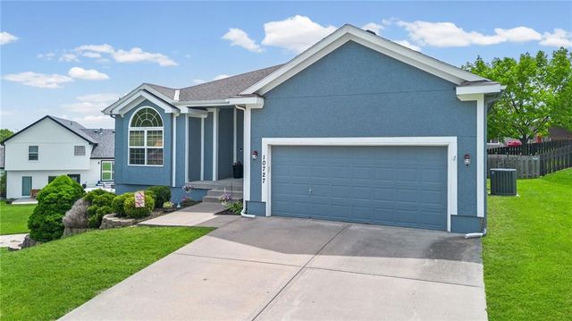 10727 N Tennessee Avenue, Kansas City, MO 64157