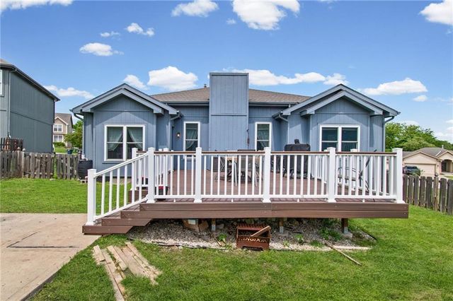 10727 N Tennessee Avenue, Kansas City, MO 64157