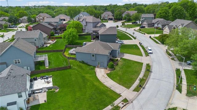 10727 N Tennessee Avenue, Kansas City, MO 64157