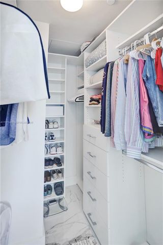 1300 S Miami Ave 3111, Miami, FL 33130