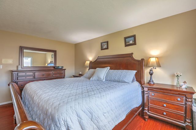 11109 Hagen Road NE, Albuquerque, NM 87111