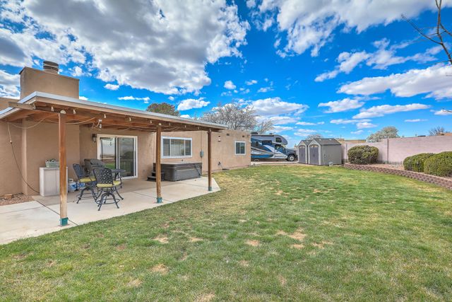 11109 Hagen Road NE, Albuquerque, NM 87111