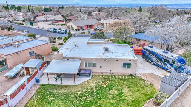 11109 Hagen Road NE, Albuquerque, NM 87111