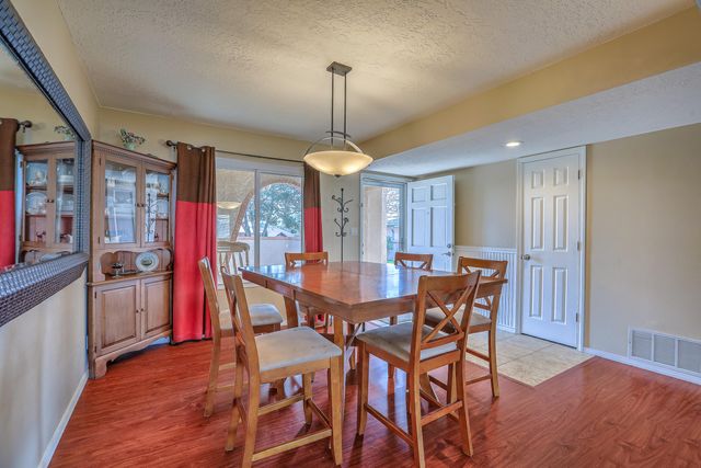 11109 Hagen Road NE, Albuquerque, NM 87111