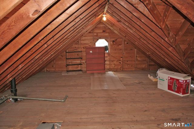 65 Prout Hill Road, Middletown, CT 06457