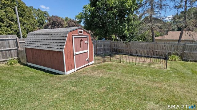 65 Prout Hill Road, Middletown, CT 06457