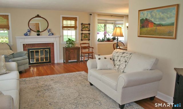 65 Prout Hill Road, Middletown, CT 06457