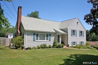 65 Prout Hill Road, Middletown, CT 06457