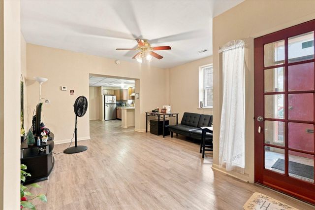 838 N WOODSTOCK ST, Philadelphia, PA 19130