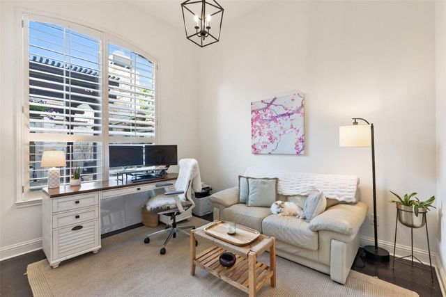 209 Rocky Coast DR, Lakeway, TX 78738