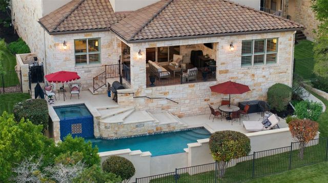 209 Rocky Coast DR, Lakeway, TX 78738