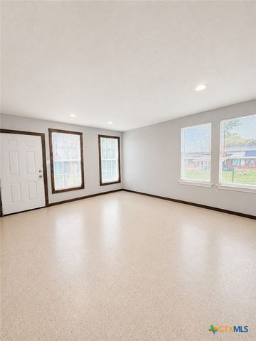 405 Erie Drive, Temple, TX 76504
