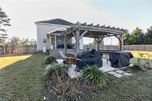 540 Puddin Ridge RD, Moyock, NC 27958