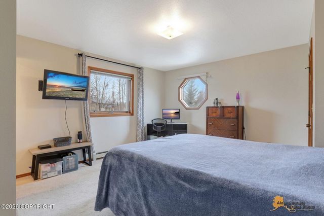 8861 E Lexington Street, Palmer, AK 99645
