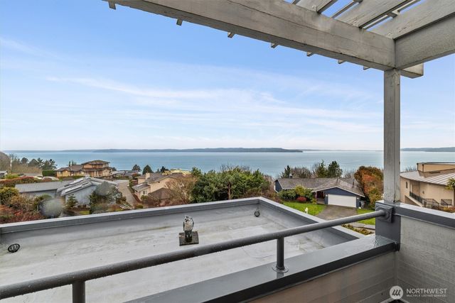 505 S Marine View Way, Federal Way, WA 98003