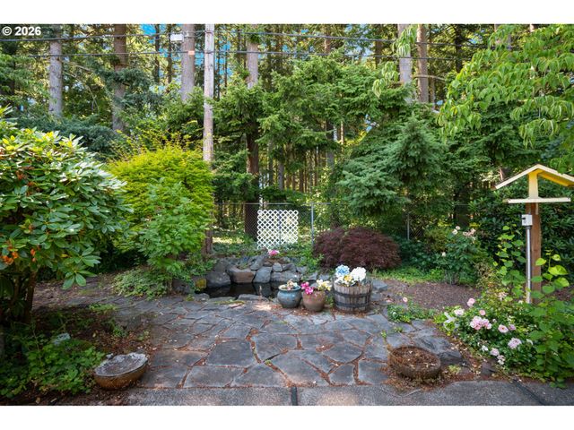 2301 Ne 130TH Ave, Portland, OR 97230